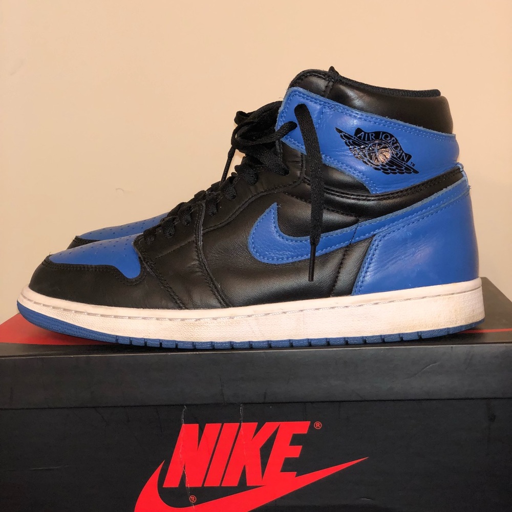 Air Jordan Retro 1 (Royal Blue)